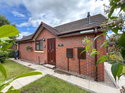 Chelsea Close, Biddulph, ST8 6UA