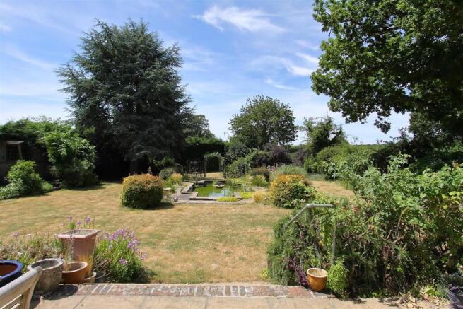 blandings garden PH113.JPG