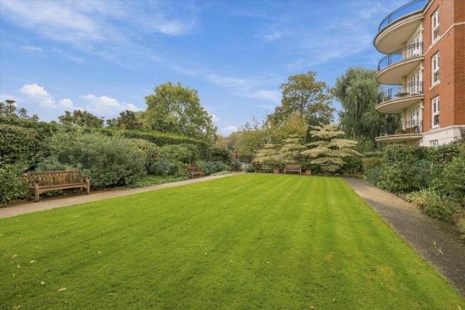 Clevedon Road, Twickenham TW1 photo 4