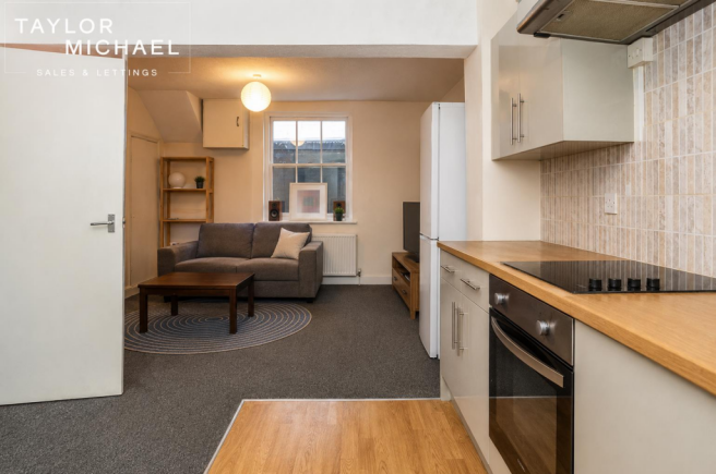 Kitchen / Living Room