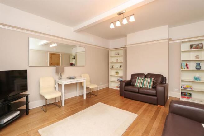 Sitting Room2.jpg