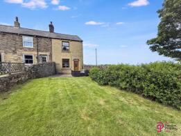 1, Hamper Lane, Hoylandswaine, Sheffield S36 7JN