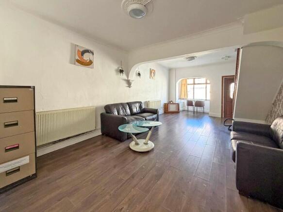 Living/Dining Room