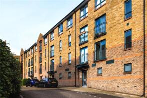 Flat 1213, Kempton Court, Durward Street, London E1 5BD