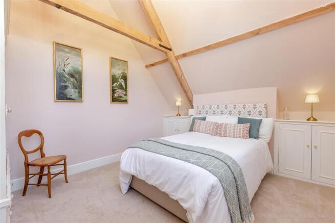 2 bed Semi-Detached for sale Image 9