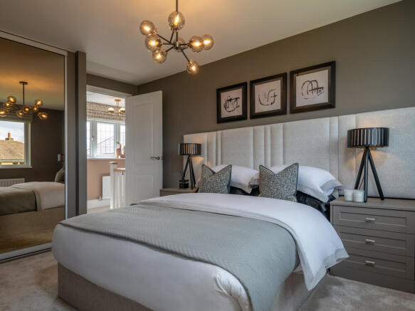 4 bed Detached for sale Image 8