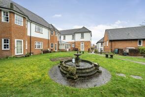 23, War Memorial Place, Henley-on-thames RG9 1EP