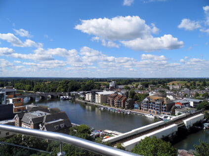 Kingston Riverside, Kingston upon Thames