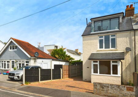 Outram Road, Felpham, Bognor Regis, West Sussex, PO22 7AL