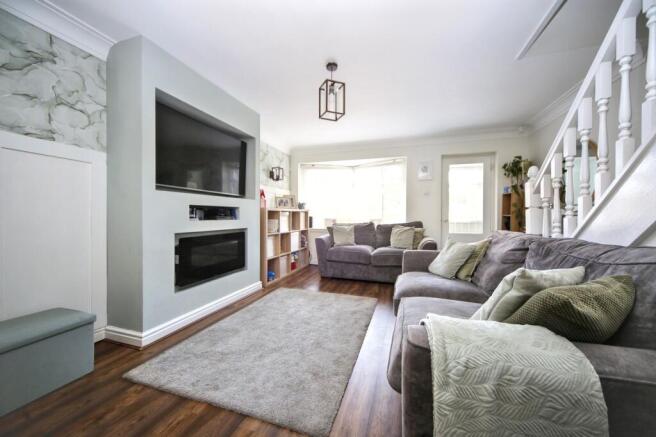 3 bed Semi-Detached for sale Image 8