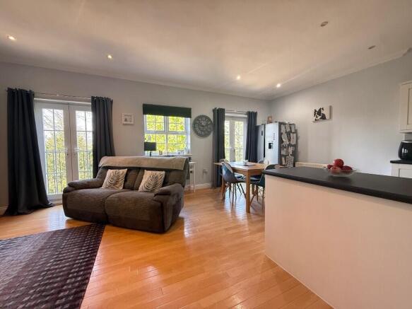 LIVING ROOM/KITCHEN