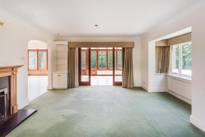 house. estate agency Dunsfold The Chestnuts