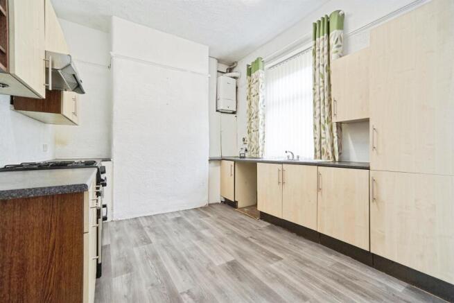 2 bed Terraced for sale Image 12
