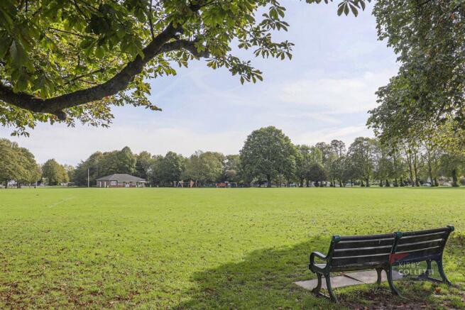 BROXBOURNE GREEN