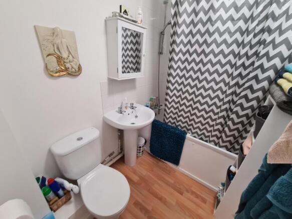 Photo 10