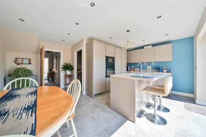 3 bed Detached for sale Image 5