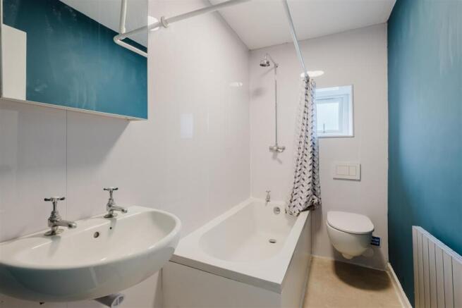 2 bed Detached Bungalow for sale Image 12