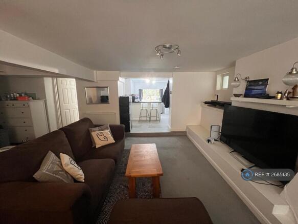 Lounge 1