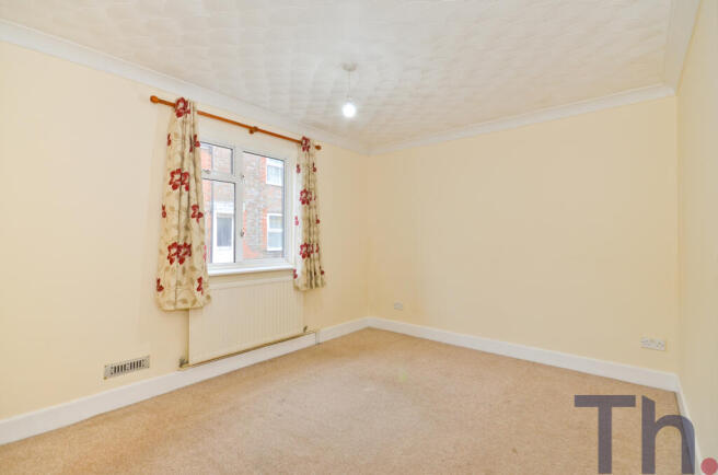 Bedroom 1.JPG