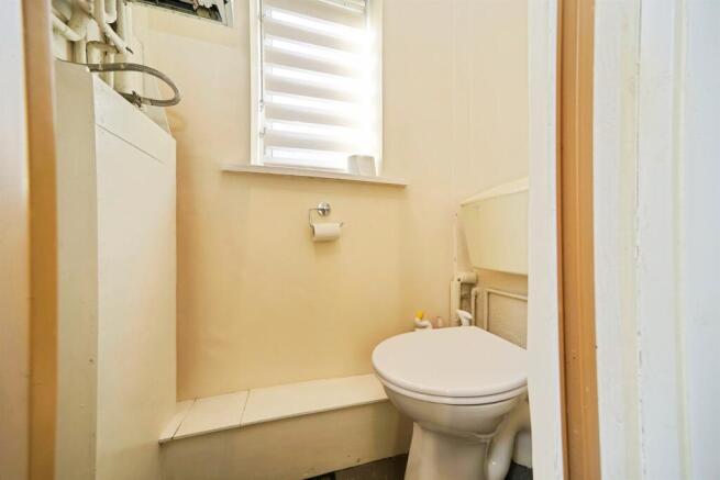 2 bed Semi-Detached for sale Image 9
