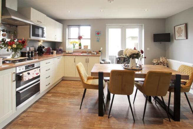 Kitchen-2-3.jpg