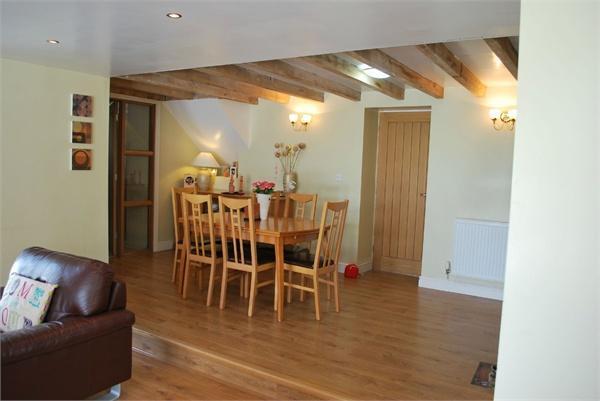 Refitted Dining Kit