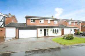 18, Orwell Close, Nuneaton CV10 9RL