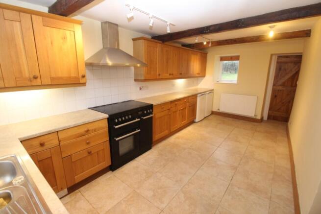 Kitchen / Dining Roo