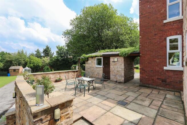 Patio4.jpg