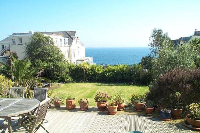 Garden & View