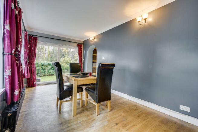 Open Plan Dining ...