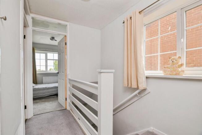 3 bed Detached for sale Image 7