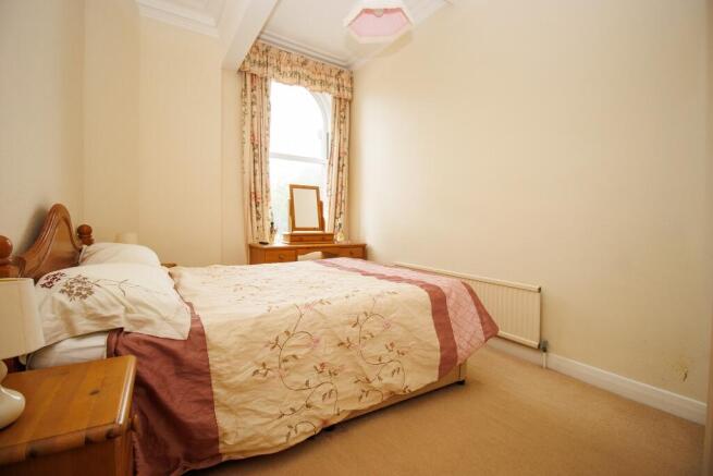 2 bed Apartment for sale Image 6