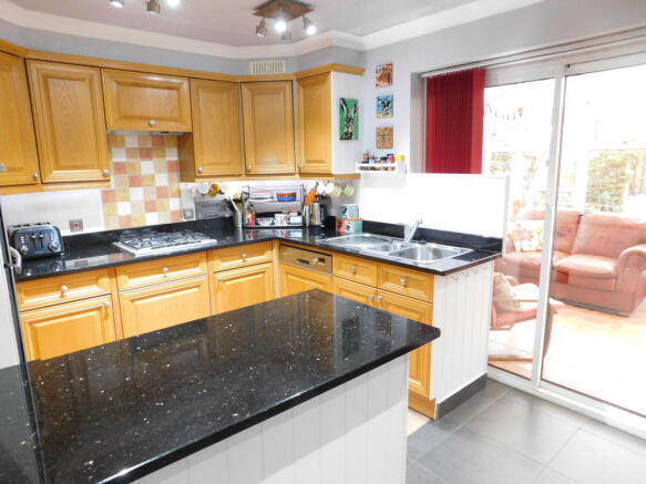 Kitchen / Dining ...