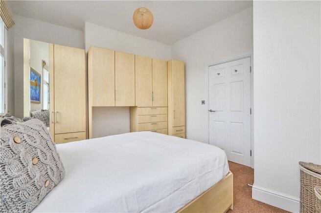 2 bed Apartment for sale Image 9