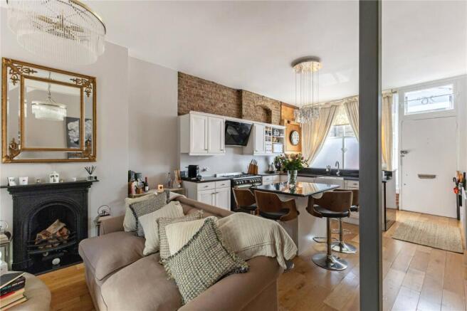 Kitchen/Reception