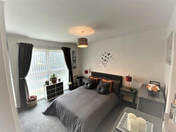 Main Bedroom with En - suite