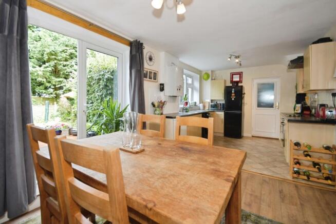 Dining/Kitchen
