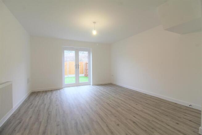 2 Living Room.JPG