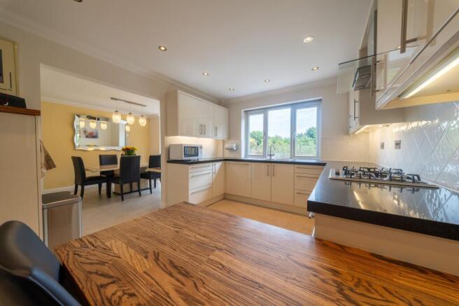 Whitson Close, High Legh, WA16 photo 4