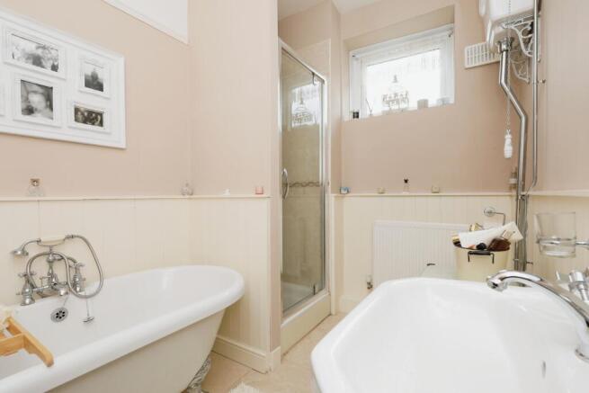 3 bed Detached for sale Image 11