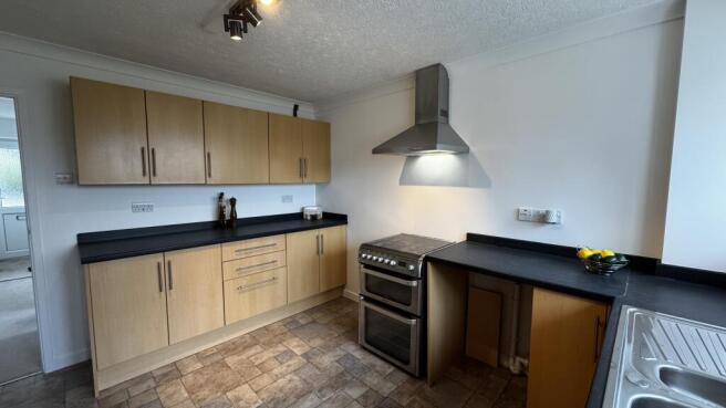 Quarry Lane, Seaford, East Sussex photo 4