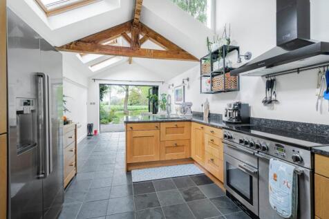 Haddenham Road, Kingsey, Aylesbury, HP17
