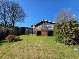 7, Fallowfield, Bristol BS40 7TN