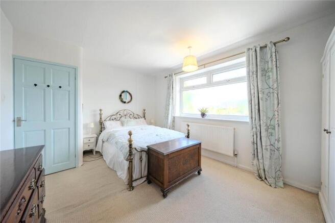 3 bed House for sale Image 5