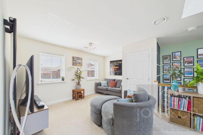 Stratford Drive | Overstone Gate | NN6 photo 4