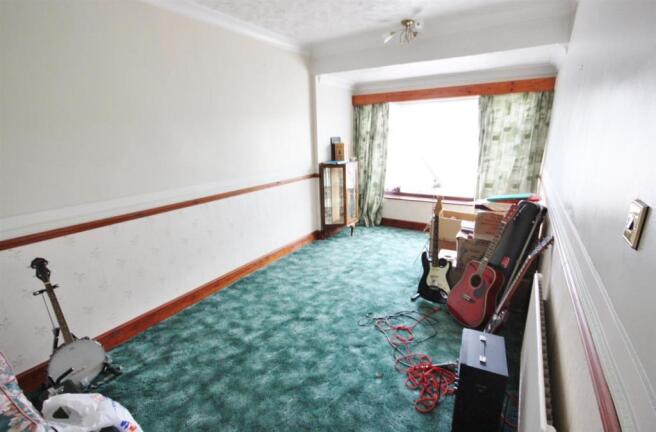 Sitting Room/Dining 
