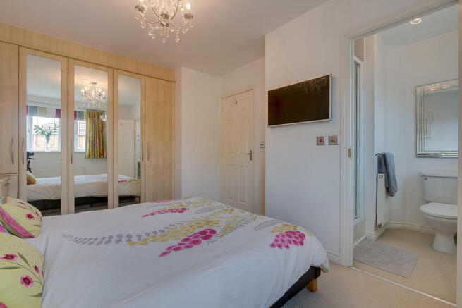 Master Bedroom - ...