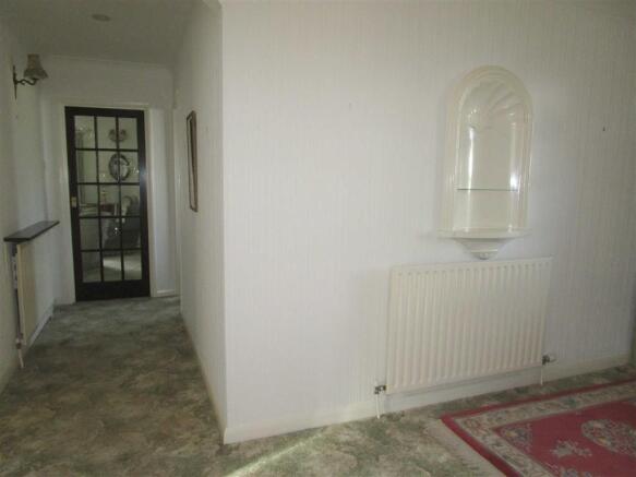 ENTRANCE HALLWAY