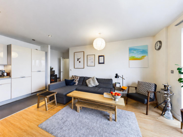 Kitchen/Living Area